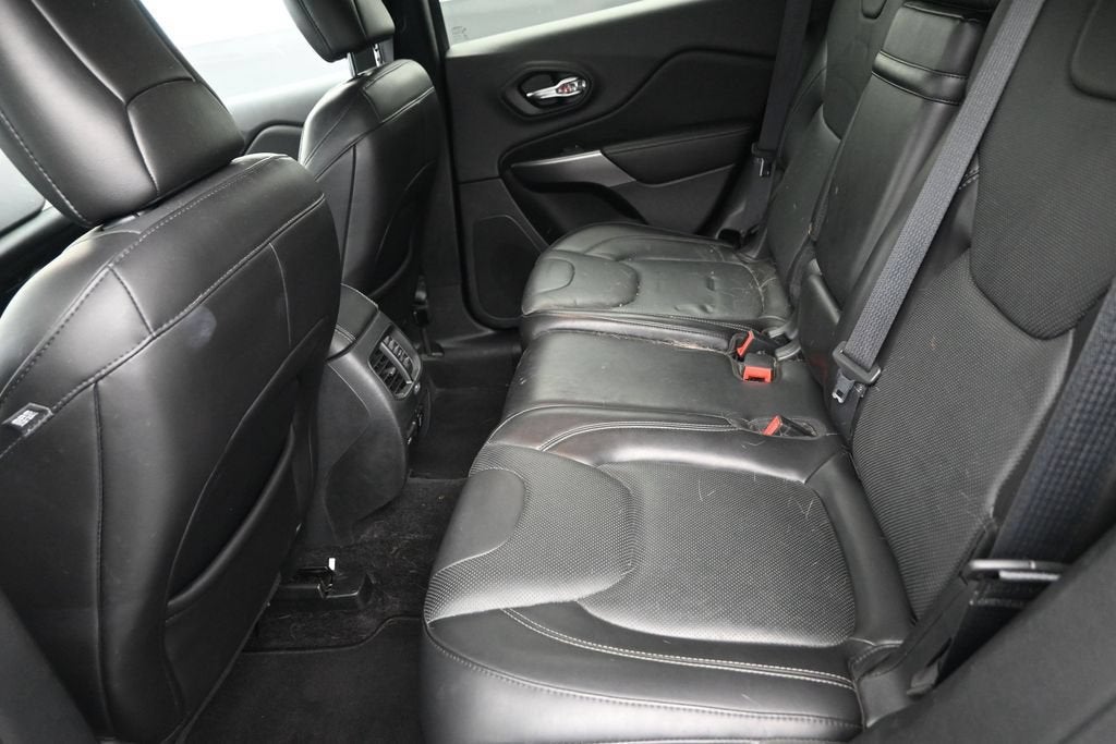 2019 Jeep Cherokee Limited FWD