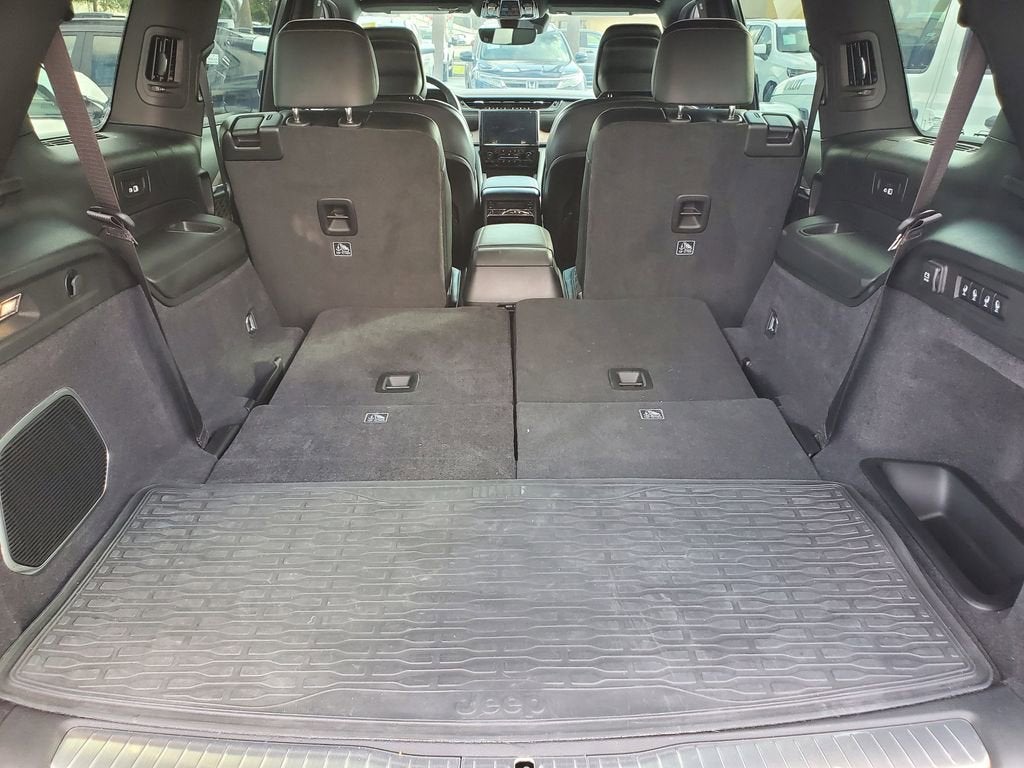 2025 Jeep Grand Cherokee L Summit