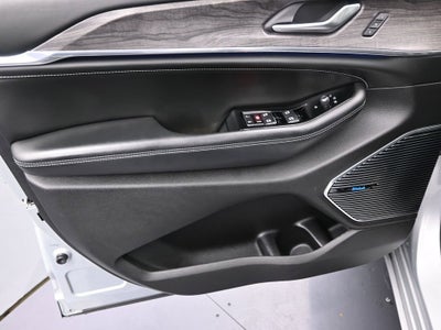 2022 Jeep Grand Cherokee 4xe Overland