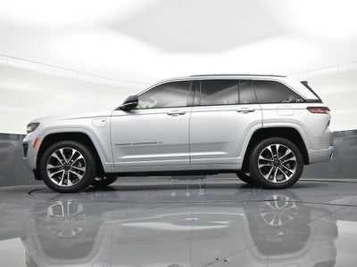 2022 Jeep Grand Cherokee 4xe Overland
