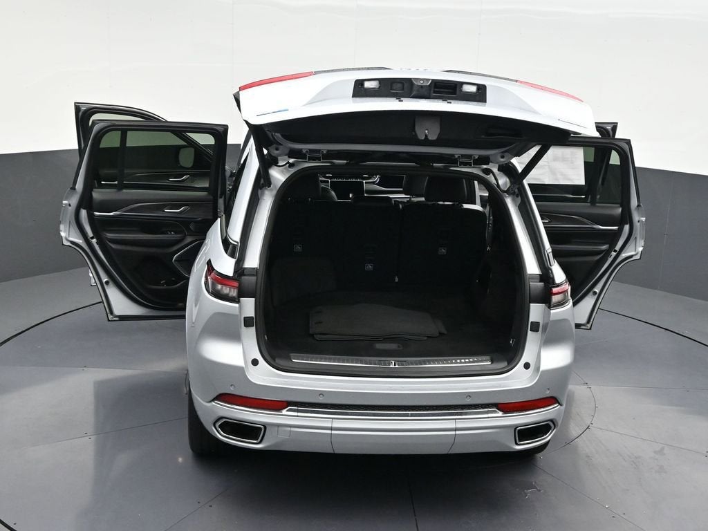 2022 Jeep Grand Cherokee 4xe Overland