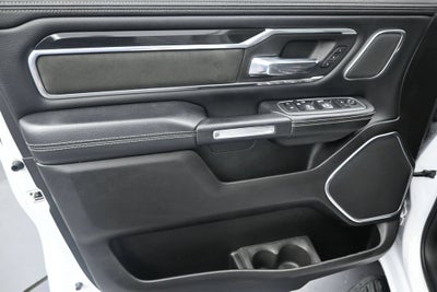 2022 RAM 1500 Laramie Crew Cab 4x2 5'7" Box