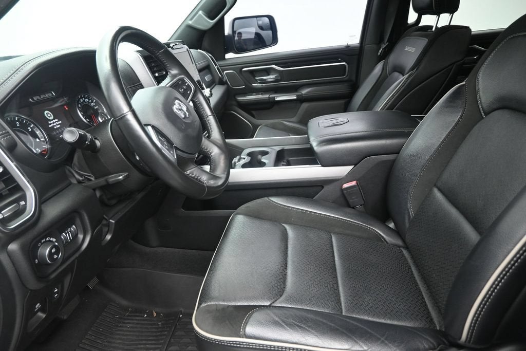 2022 RAM 1500 Laramie Crew Cab 4x2 5'7" Box