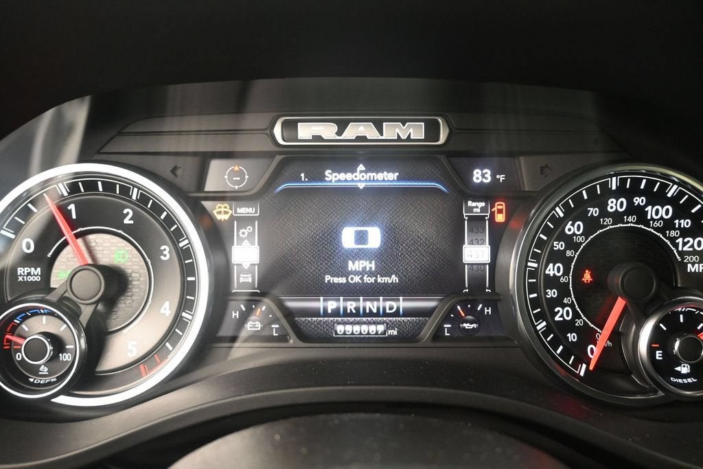 2022 RAM 1500 Laramie Crew Cab 4x2 5'7" Box