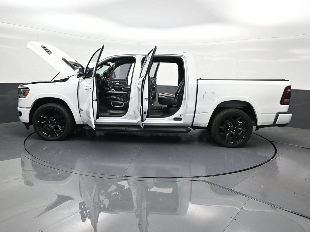2022 RAM 1500 Laramie Crew Cab 4x2 5'7" Box