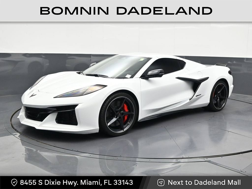 2025 Chevrolet Corvette E-Ray 1LZ