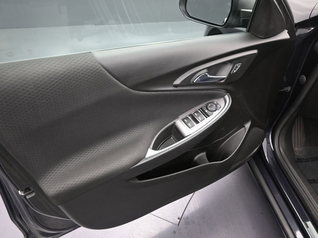 2023 Chevrolet Malibu LS