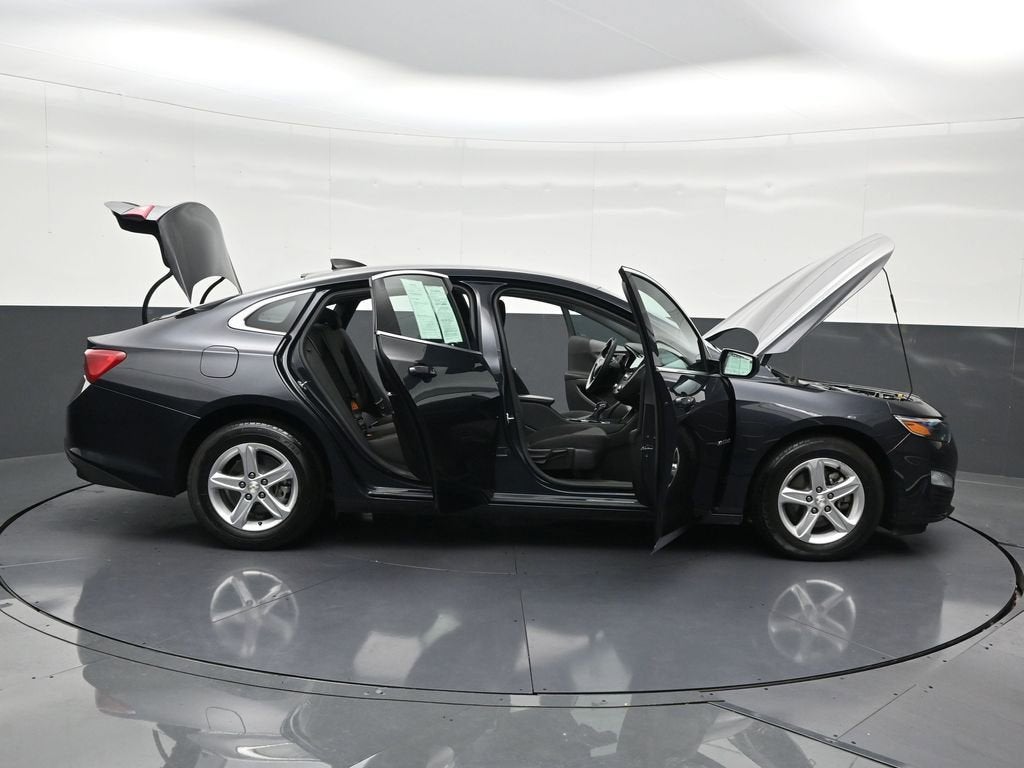 2023 Chevrolet Malibu LS