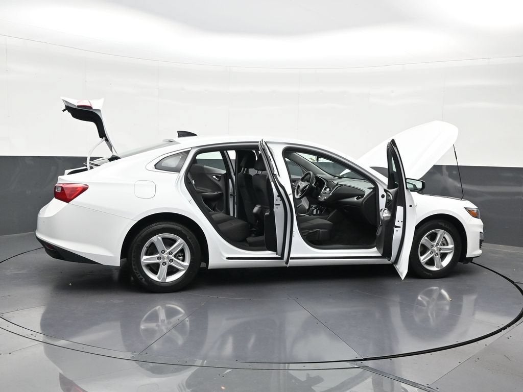 2024 Chevrolet Malibu LS