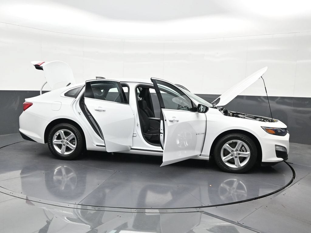 2024 Chevrolet Malibu LS