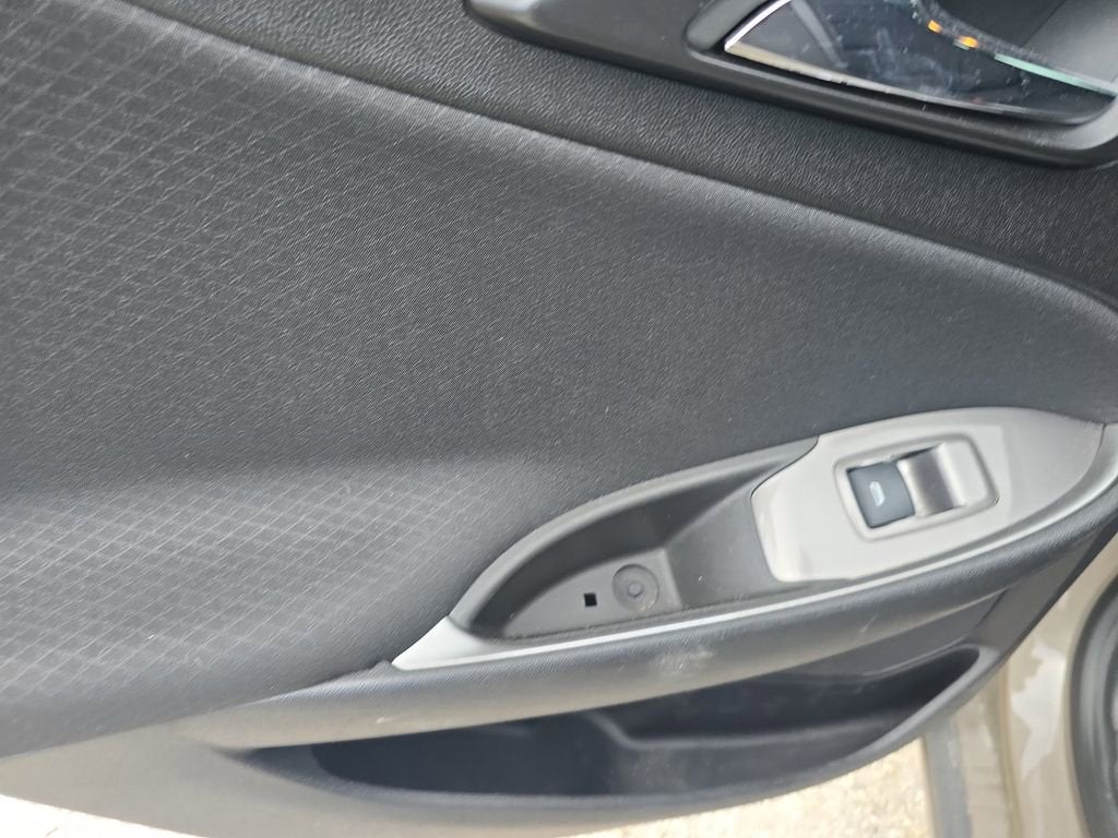 2022 Chevrolet Malibu LS