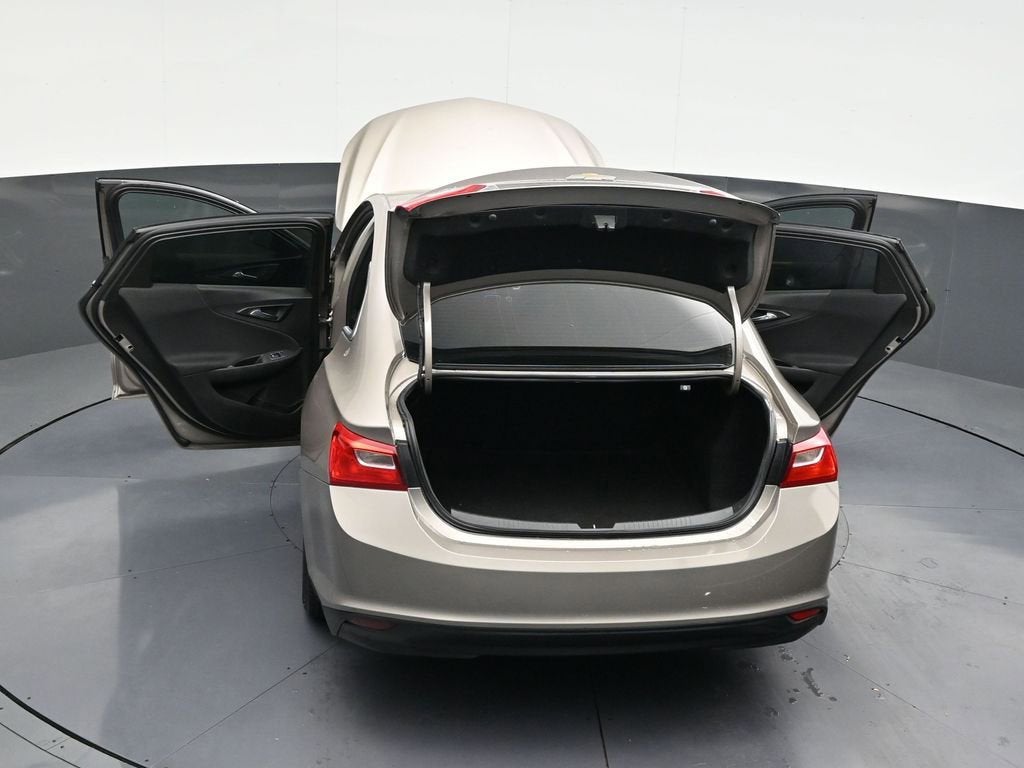 2022 Chevrolet Malibu LS