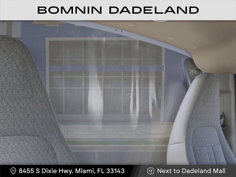 2025 Chevrolet Express Cutaway 3500 1WT