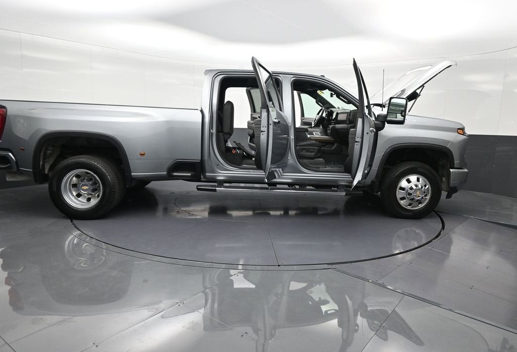 2025 Chevrolet Silverado 3500 HD High Country DRW
