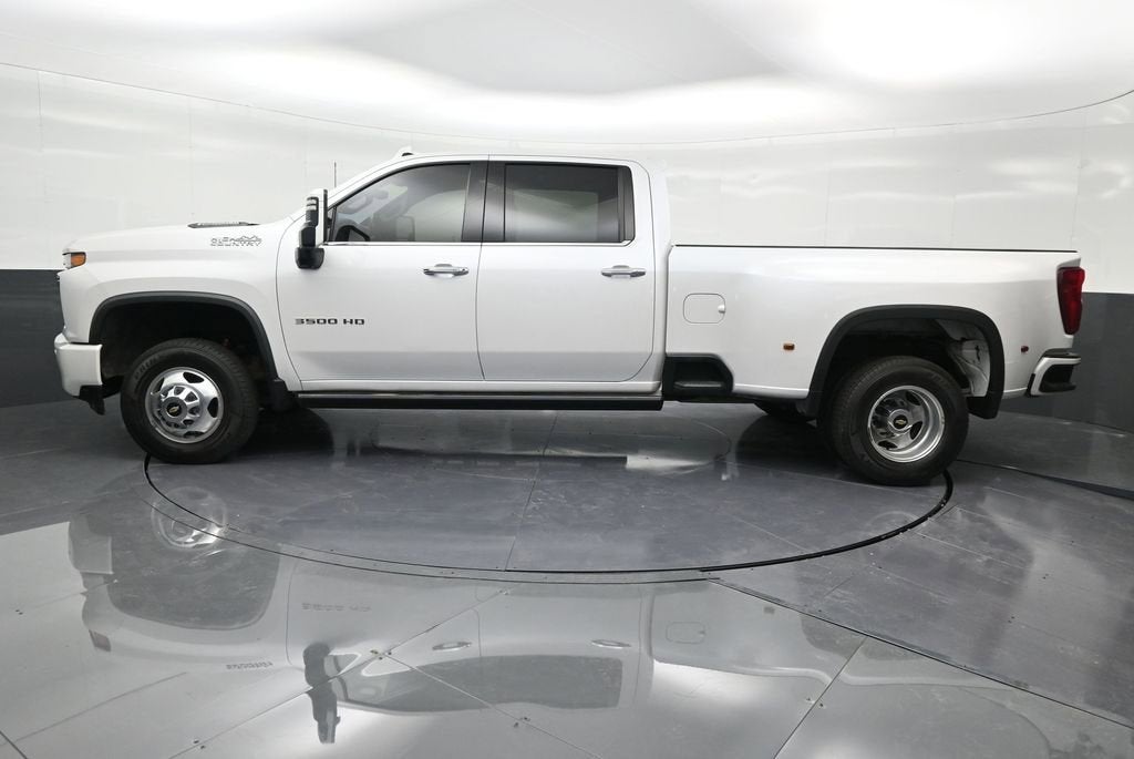 2022 Chevrolet Silverado 3500 HD High Country DRW