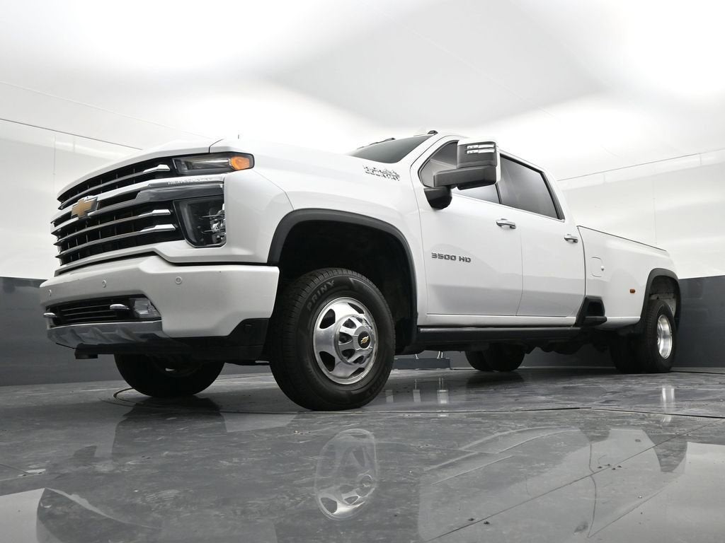 2022 Chevrolet Silverado 3500 HD High Country DRW