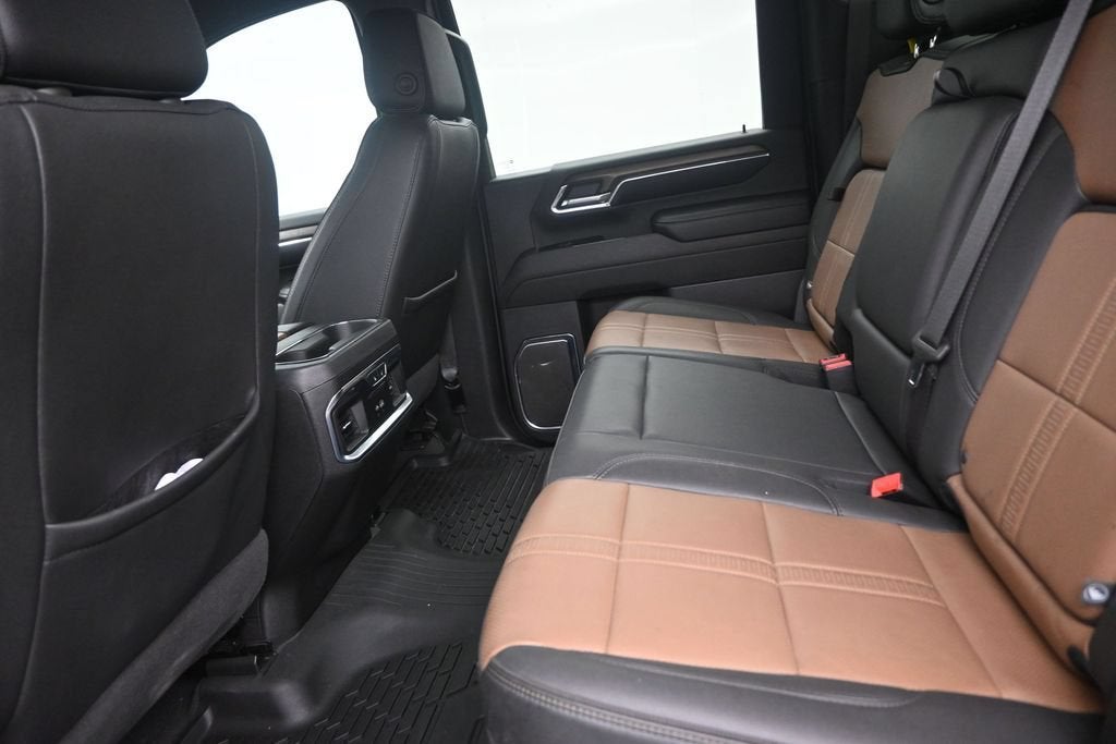 2024 Chevrolet Silverado 3500 HD High Country DRW