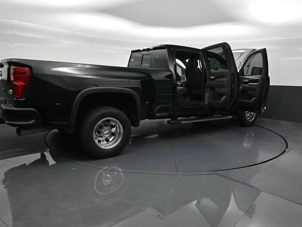 2024 Chevrolet Silverado 3500 HD High Country DRW