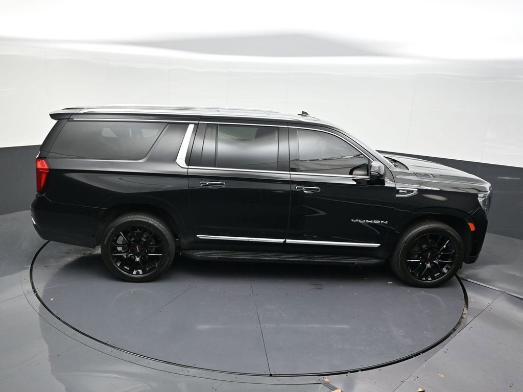 2022 GMC Yukon XL SLT