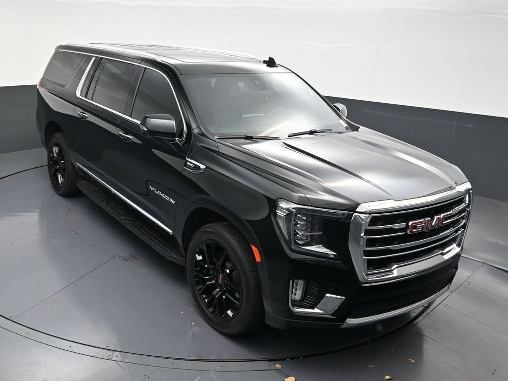 2022 GMC Yukon XL SLT