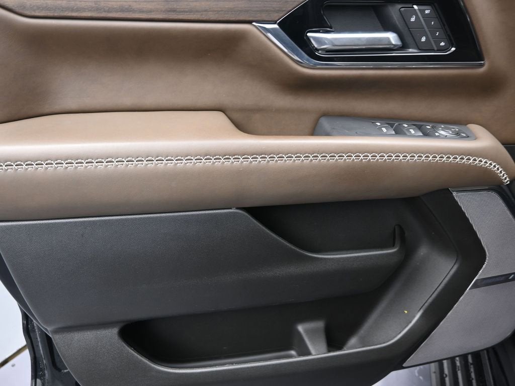 2025 GMC Yukon Denali Ultimate