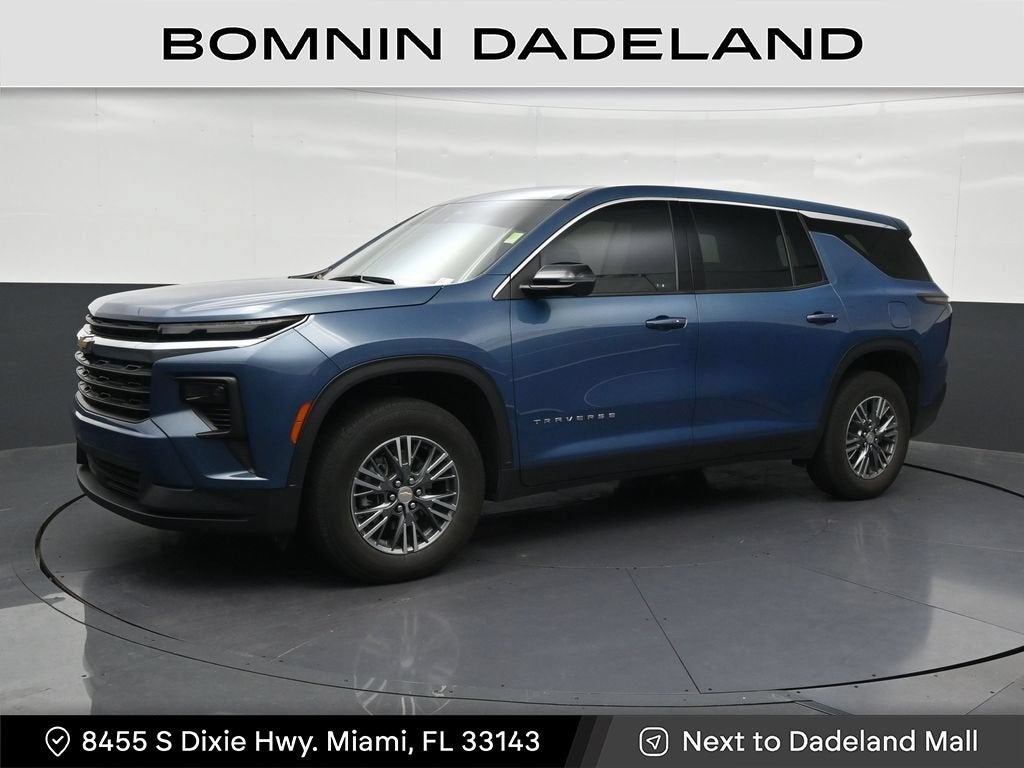 2024 Chevrolet Traverse LS