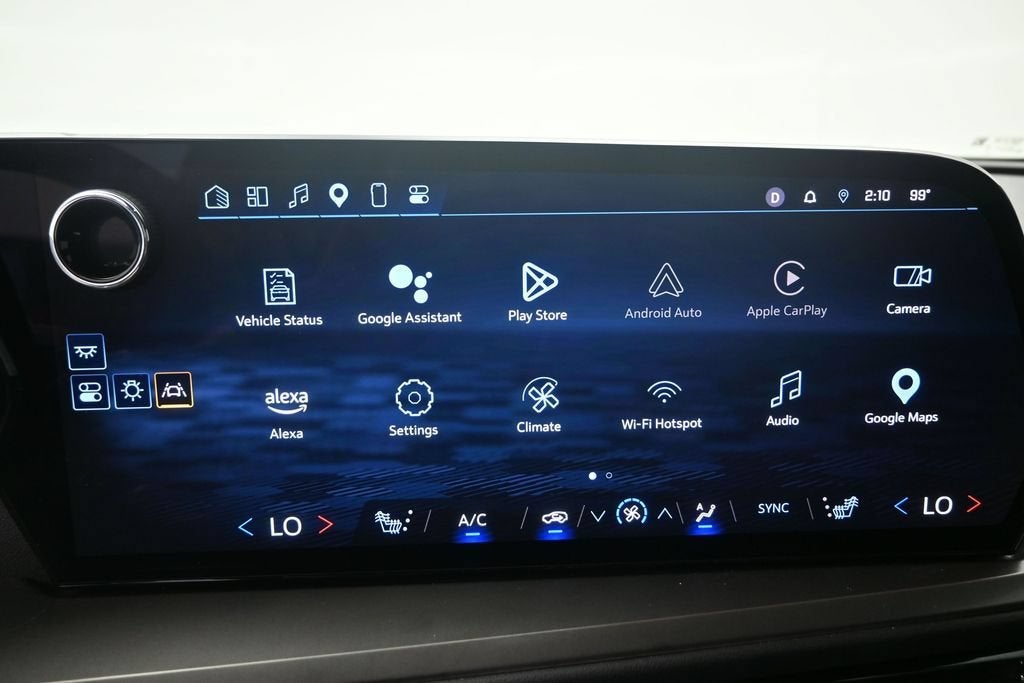 2024 Chevrolet Traverse LS