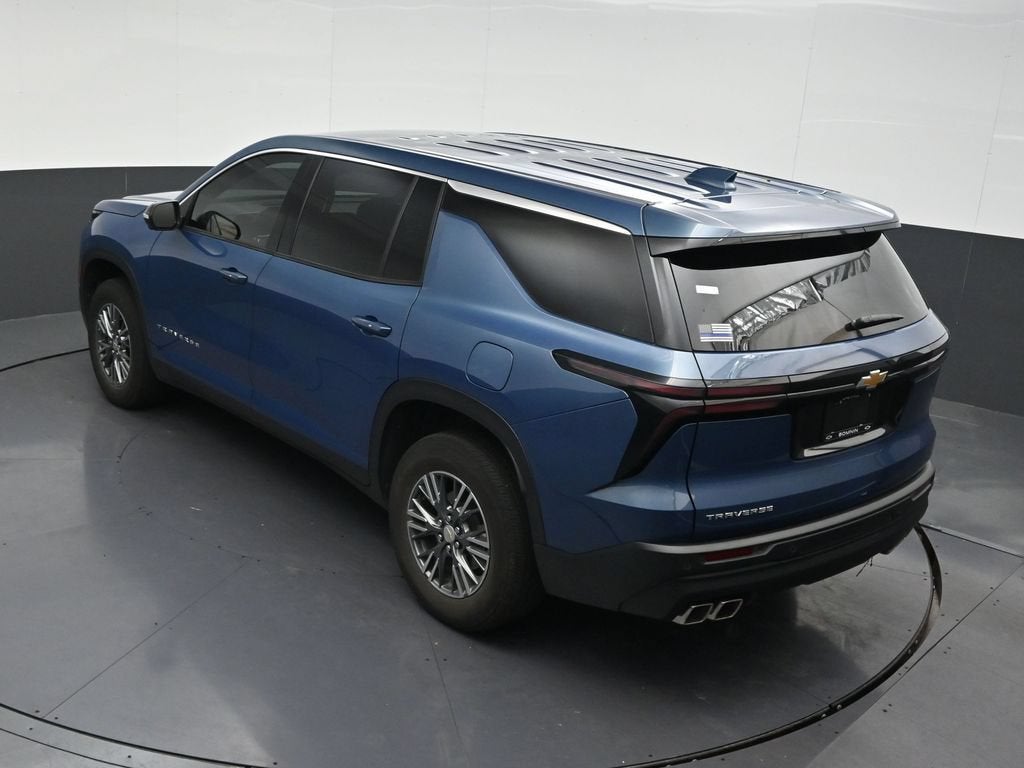 2024 Chevrolet Traverse LS