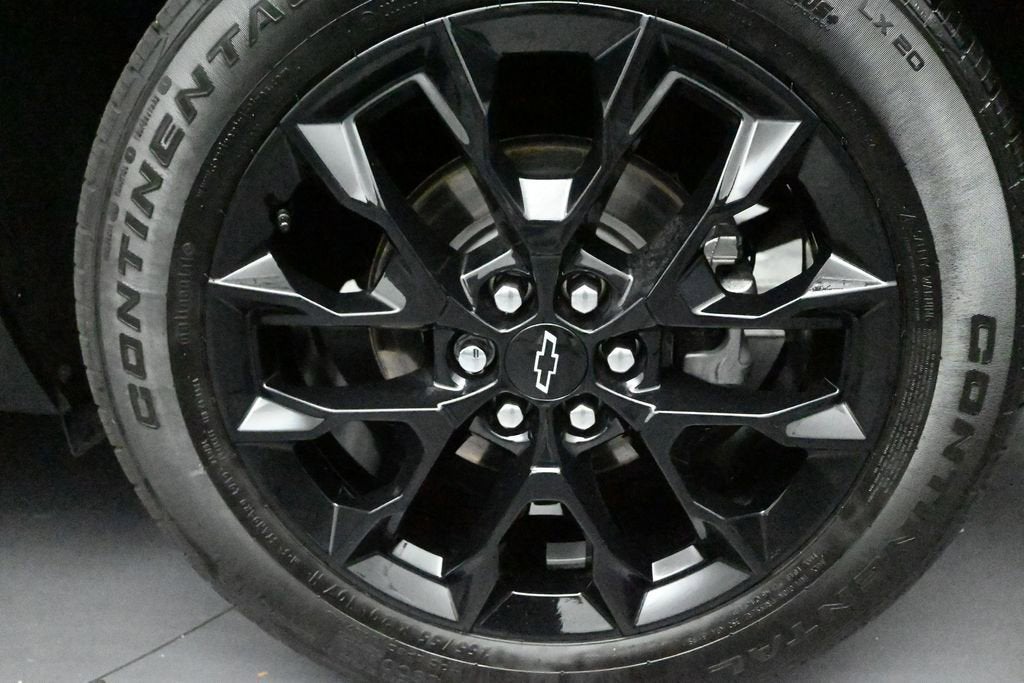 2024 Chevrolet Traverse LS