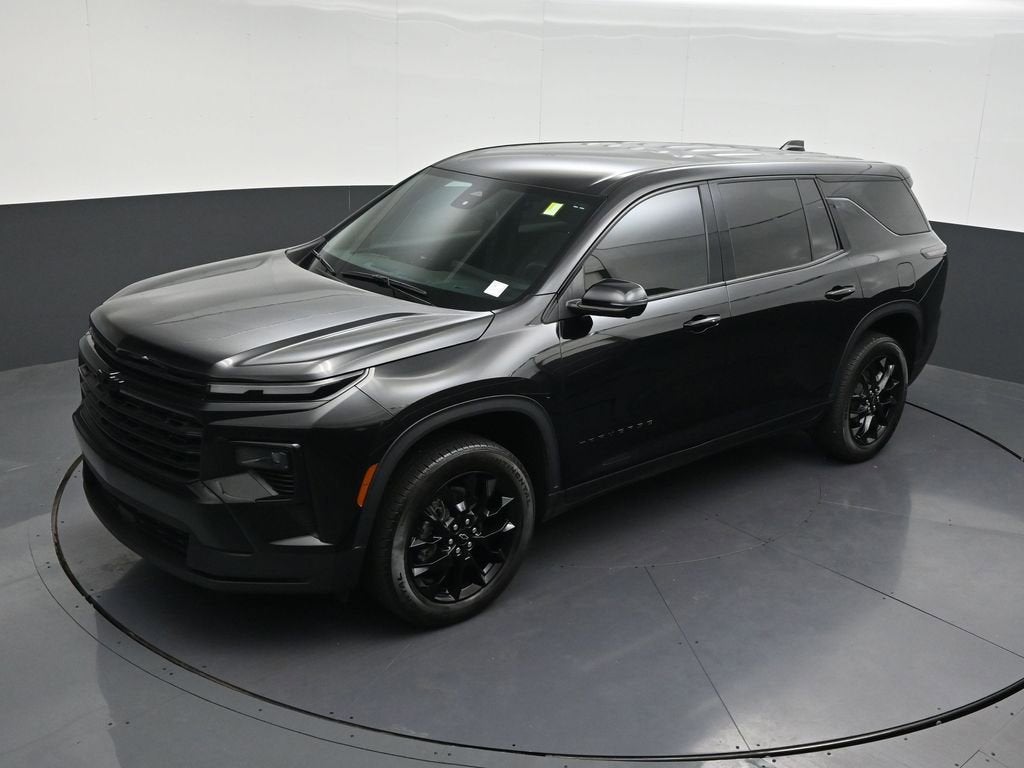 2024 Chevrolet Traverse LS