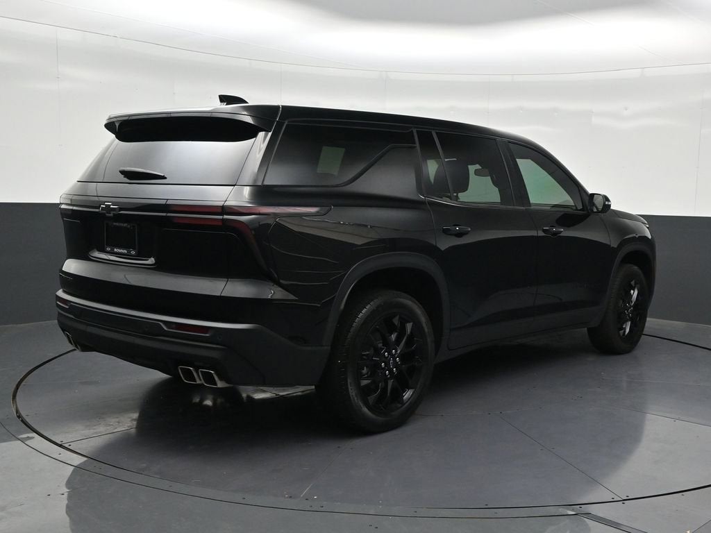 2024 Chevrolet Traverse LS