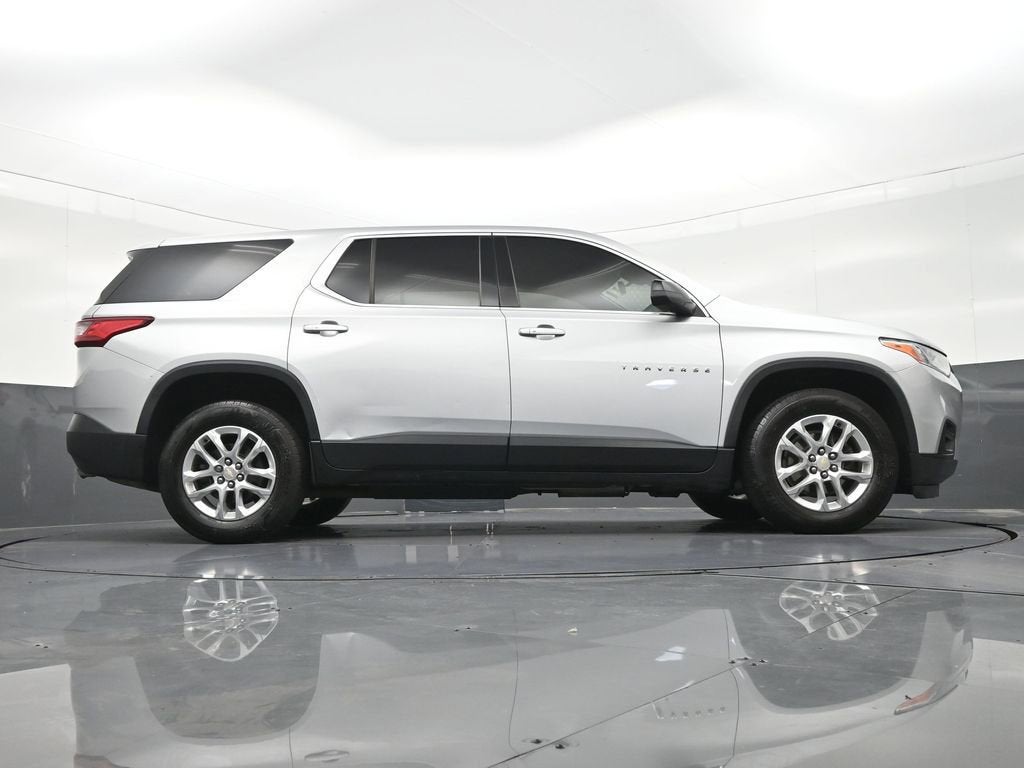 2021 Chevrolet Traverse LS