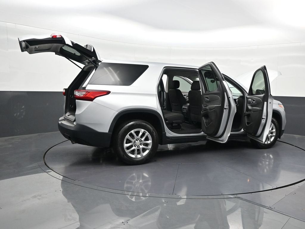 2021 Chevrolet Traverse LS