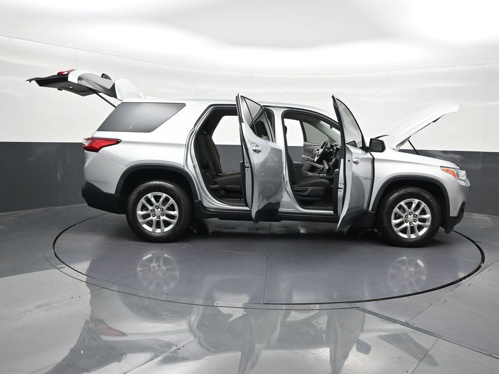 2021 Chevrolet Traverse LS