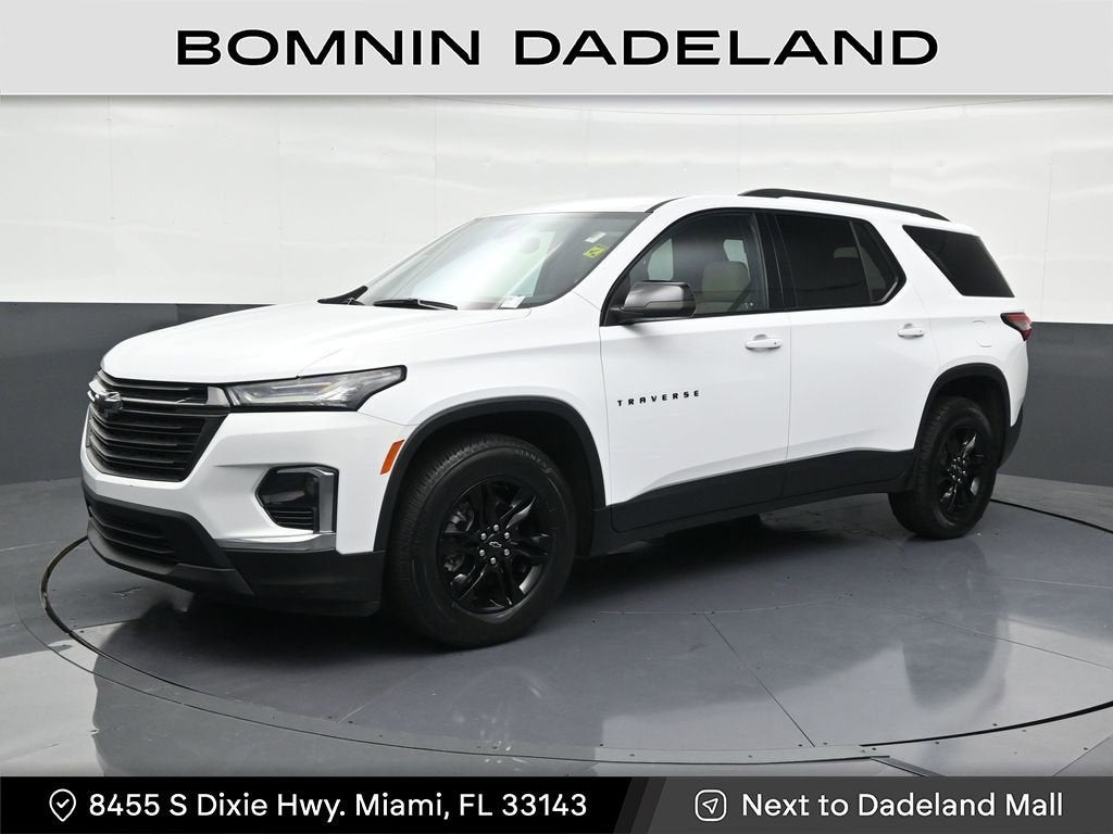 2022 Chevrolet Traverse LS