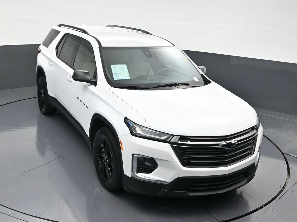 2022 Chevrolet Traverse LS