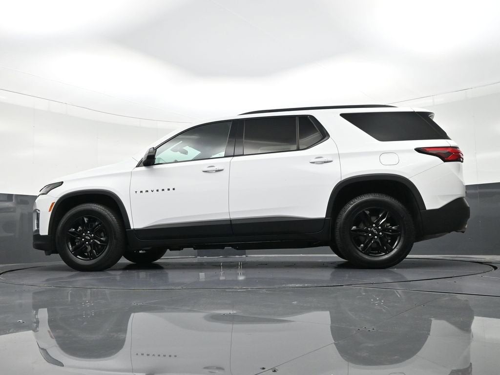 2022 Chevrolet Traverse LS