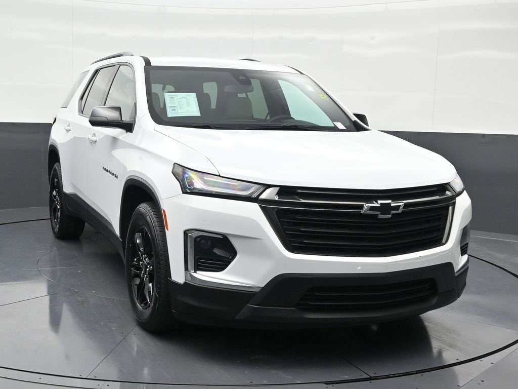 2022 Chevrolet Traverse LS