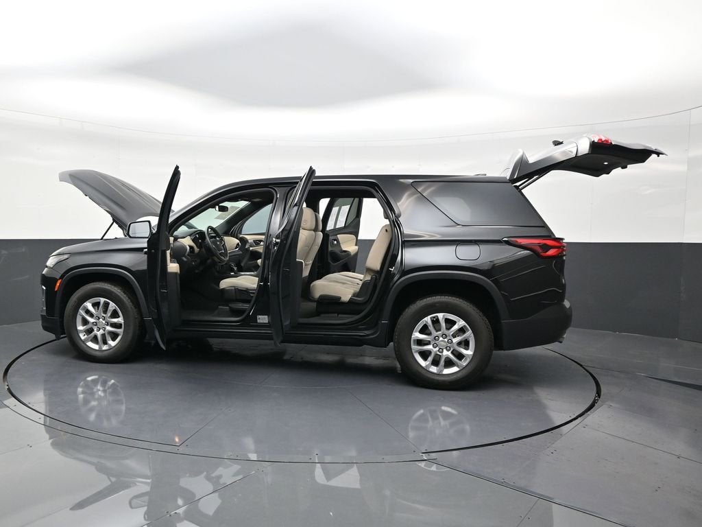 2023 Chevrolet Traverse LS
