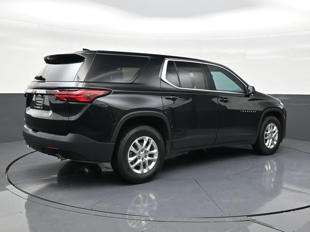 2023 Chevrolet Traverse LS
