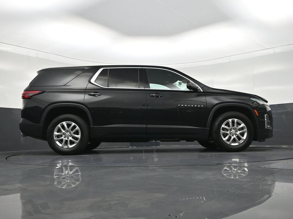 2022 Chevrolet Traverse LS