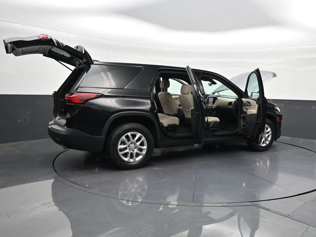2022 Chevrolet Traverse LS