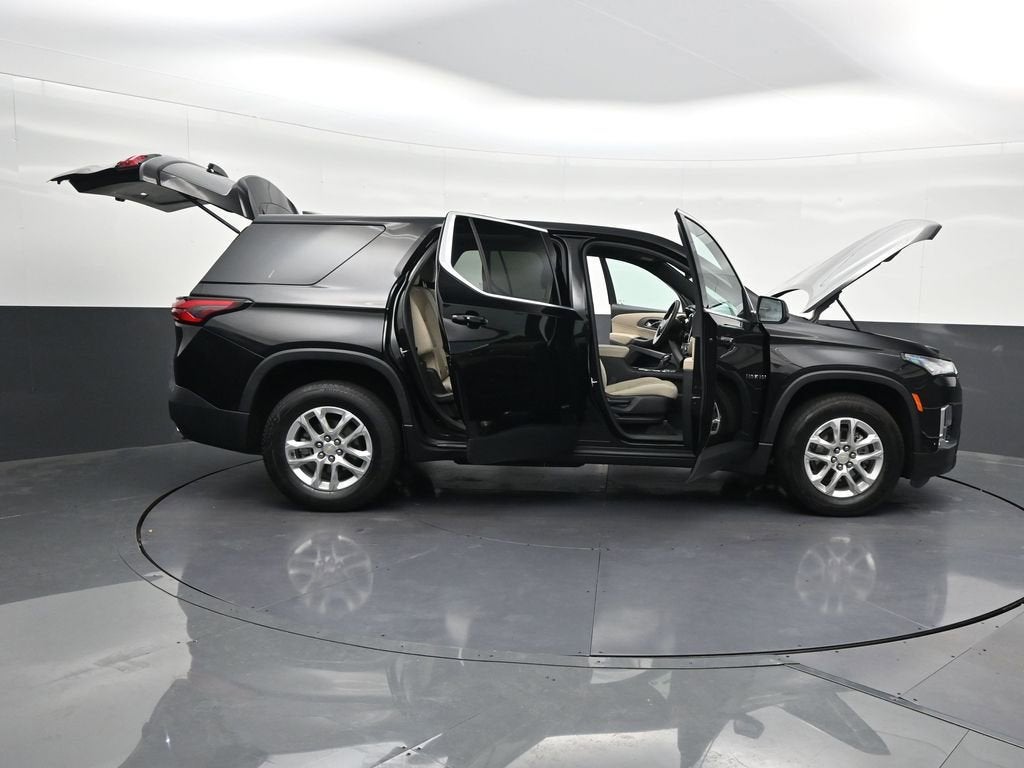 2022 Chevrolet Traverse LS