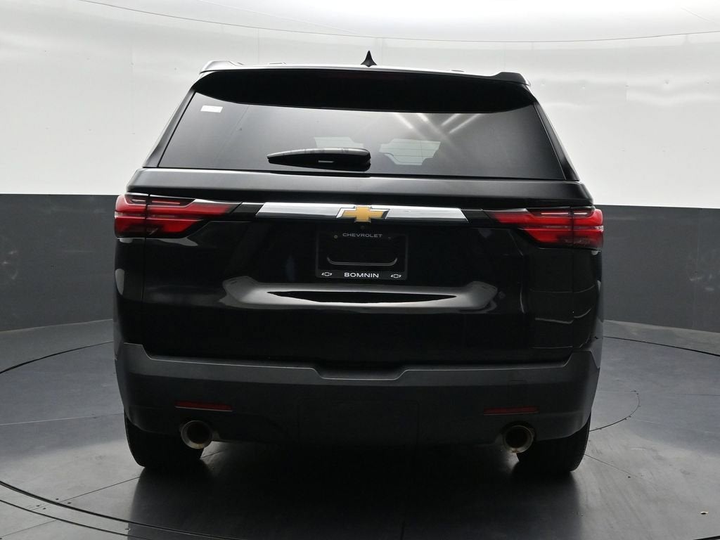 2022 Chevrolet Traverse LS