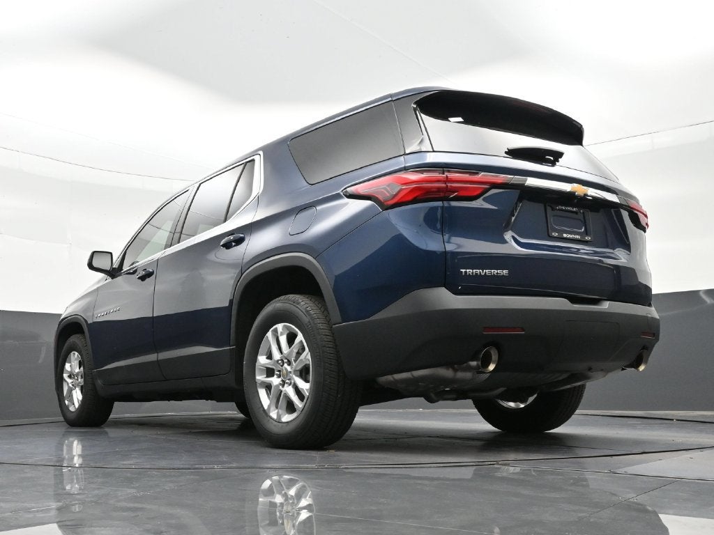 2023 Chevrolet Traverse LS
