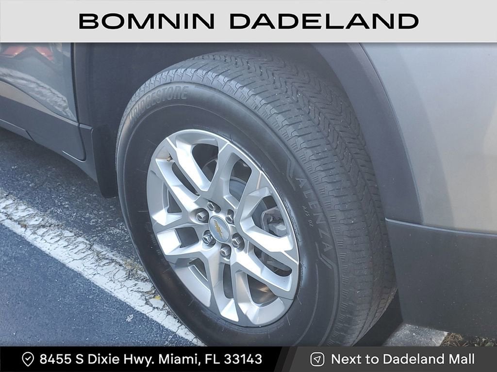 2023 Chevrolet Traverse LS