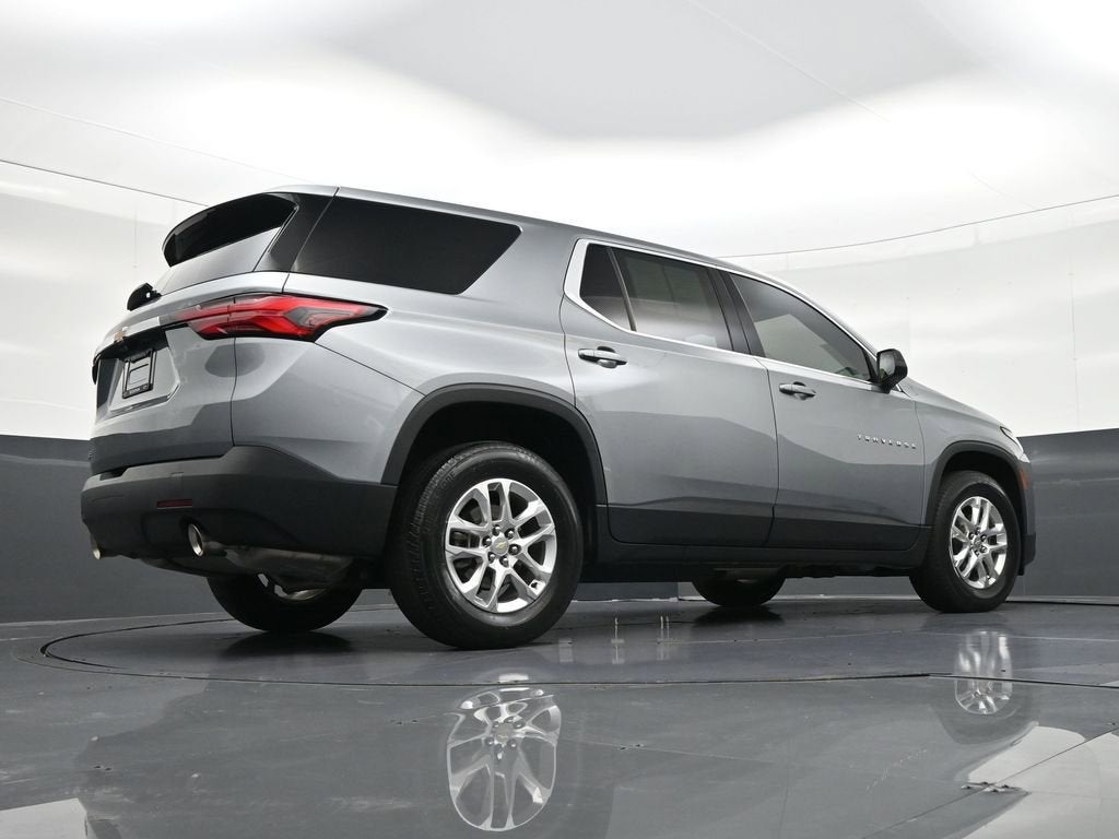 2023 Chevrolet Traverse LS