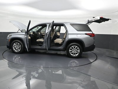 2023 Chevrolet Traverse LS