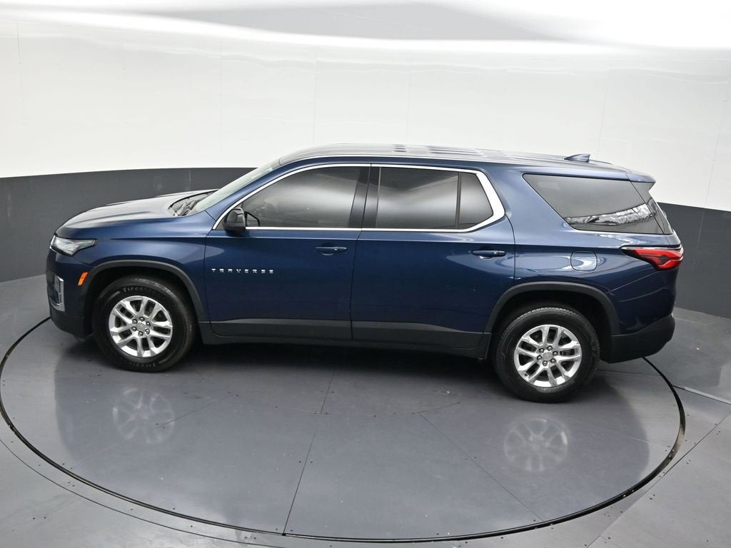 2023 Chevrolet Traverse LS