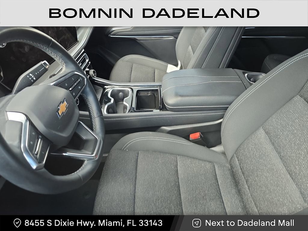 2024 Chevrolet Traverse LT